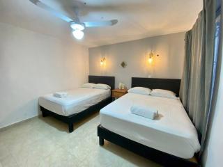 Cozy 3B2Br Centric Location Pool Wifi Van Rental - 7