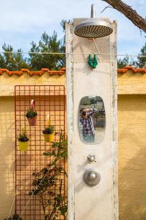 Apartments by the sea Rogac, Solta - 11220 - 4