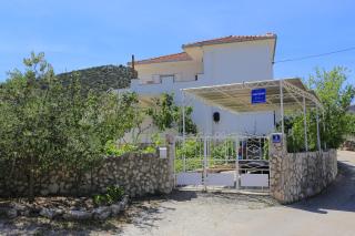 Apartments by the sea Vinisce, Trogir - 11029 - Vinišće - 8