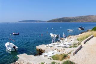 Seaside apartments with a swimming pool Seget Vranjica, Trogir - 2571 - Trogir - 6