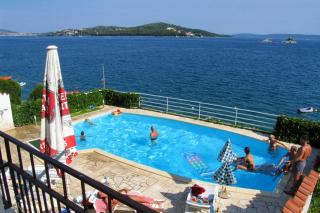 Seaside apartments with a swimming pool Seget Vranjica, Trogir - 2571 - Trogir - 4