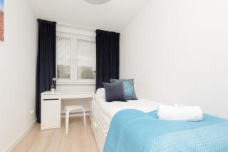 Two-Bedroom Apartament Gdansk 650 m Brzeźno Beach by Noclegi Renters - Gdańsk - 5