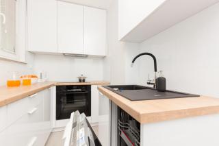Two-Bedroom Apartament Gdansk 650 m Brzeźno Beach by Noclegi Renters - Gdańsk - 7