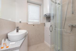Gdańska Two-bedroom Apartment Brzeźno Beach by Noclegi Renters - Danzig - 3