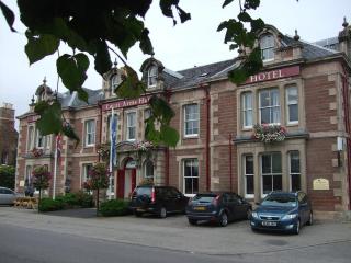 Lovat Arms Hotel - 3