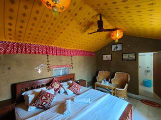 Pal Rajah Desert Camp - Kūri - 4