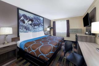 Super 8 by Wyndham Kansas City at Barry Road/Airport - 5