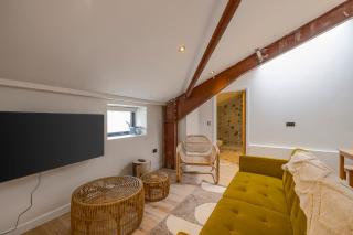 CoalShed Lofts - Groups -Exclusive Use - Bristol - 9