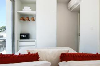 Phaedrus Living - Seaside Deluxe Flat Harbour 112 - 1