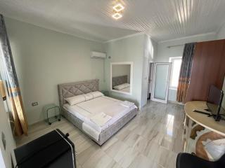 Paolo's Apartaments - Himarë - 1