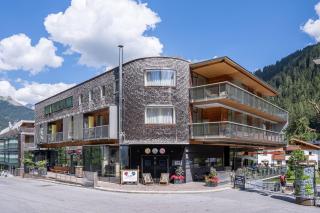 Quality Hosts Arlberg - Hotel ANTON - Sankt Anton am Arlberg - 7