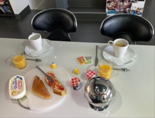 B&B Chez l'habitant Chambre Privative Sur La Route Des Vins Tv Parking box vélo - Issenheim - 9