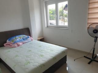 Apartment with Garden - Hadžići - 2
