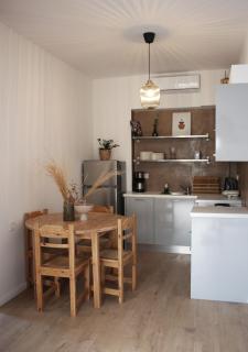 The Sun Studio - Kalamata - 2