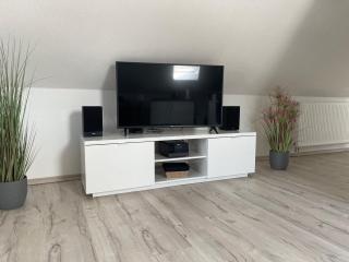Moderne Ferienwohnung in Spaden / Wasserski / Badesee - Schiffdorf - 4