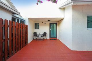Spacious Updated Home With Office By Pmi - Kendall - 6