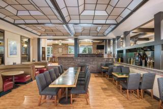 SureStay Plus Hotel by Best Western Reno Airport - 2