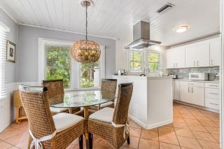 Sea Palm Cottage - Ilexhurst - 3