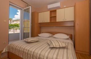 Apartments with a parking space Makarska - 6720 - 2