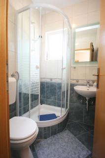 Apartments with a parking space Makarska - 6720 - 1