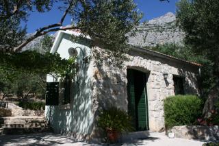 Holiday house with a parking space Makarska - 6770 - 0