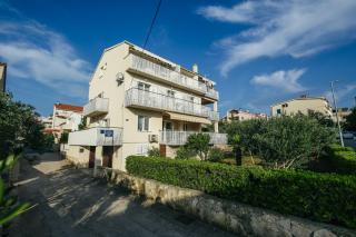 Apartments and rooms with parking space Novalja, Pag - 6482 - Novalja - 0