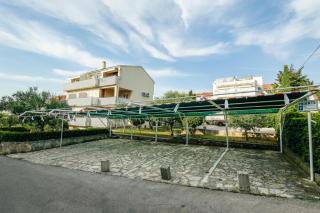 Apartments and rooms with parking space Novalja, Pag - 6482 - Novalja - 1