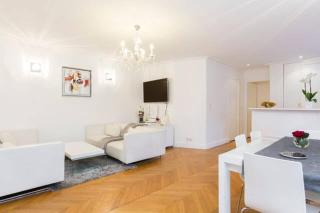 Luxury Arch of triumph and Champs elysées flat - 5