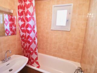 Studio Fonctionnel Proche Pistes avec Balcon - FR-1-502-444 - 3