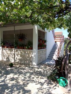 Apartments with a parking space Kraj, Pasman - 8372 - Tkon - 3
