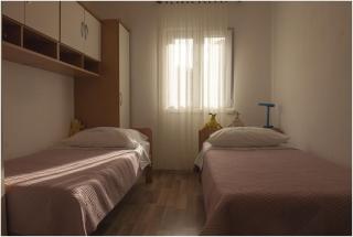 Apartments by the sea Cove Mala Lamjana, Ugljan - 8449 - Kali - 1