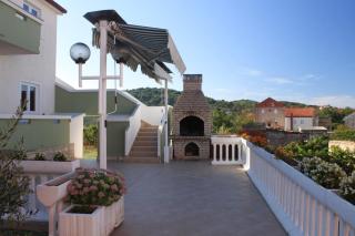 Apartments with a parking space Kukljica, Ugljan - 8399 - 4