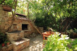 Apartments with parking space Jelsa, Hvar - 8750 - 4