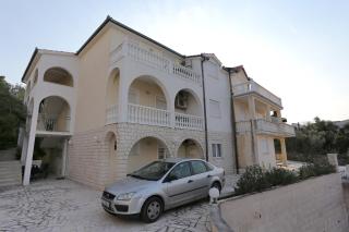 Apartments by the sea Arbanija, Ciovo - 10347 - 8