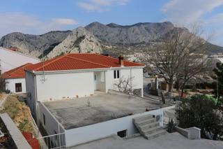 Apartments with a parking space Omis - 10351 - 8