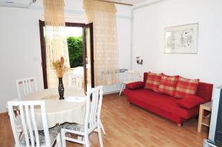 Seaside apartments with a swimming pool Supetar, Brac - 11360 - Supetar - 1