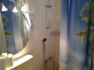 Apartments by the sea Podgora, Makarska - 11335 - Podgora - 1