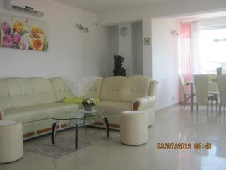 Apartments with a parking space Tisno, Murter - 11313 - 2