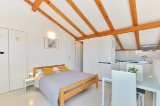 Studio Zaton 11130a - 2