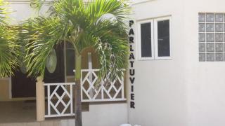 ‘MORIAH’ Private Room with Double Bed and shared bathroom - Saint Philip - 7