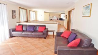Atlantis House - Bring your own linen - South West Rocks - 5