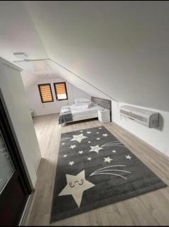 ApartElim - 5