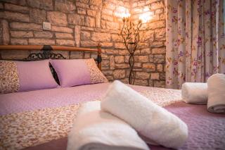 Το πέτρινο της Έυας - 0