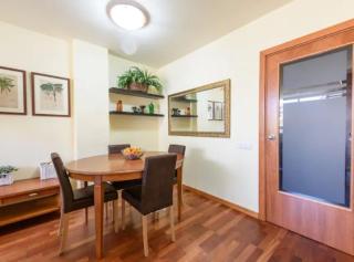 RamblasRentals Stylish Bright 3BR New Catalan Flat 10m Ramblas - Parking - Wifi - 3