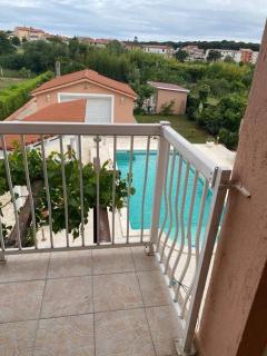 Lovely 3 Bedroom Apartment In Quiet Area w/ Pool - Pula - 9