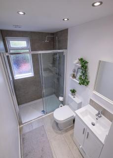 Tropicana House - Barnsley - 3