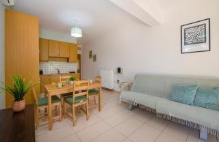 Peris House Souda - Suda - 9