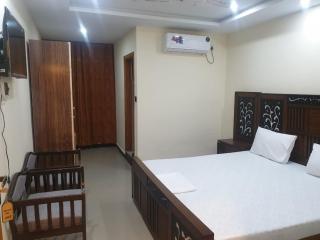 Dream Night Hotel - Islamabad - 3