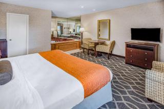 Howard Johnson by Wyndham Lenox - Lenox - 5