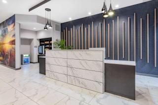 LaQuinta Suites by Wyndham South Bend Notre Dame Area - South Bend - 6